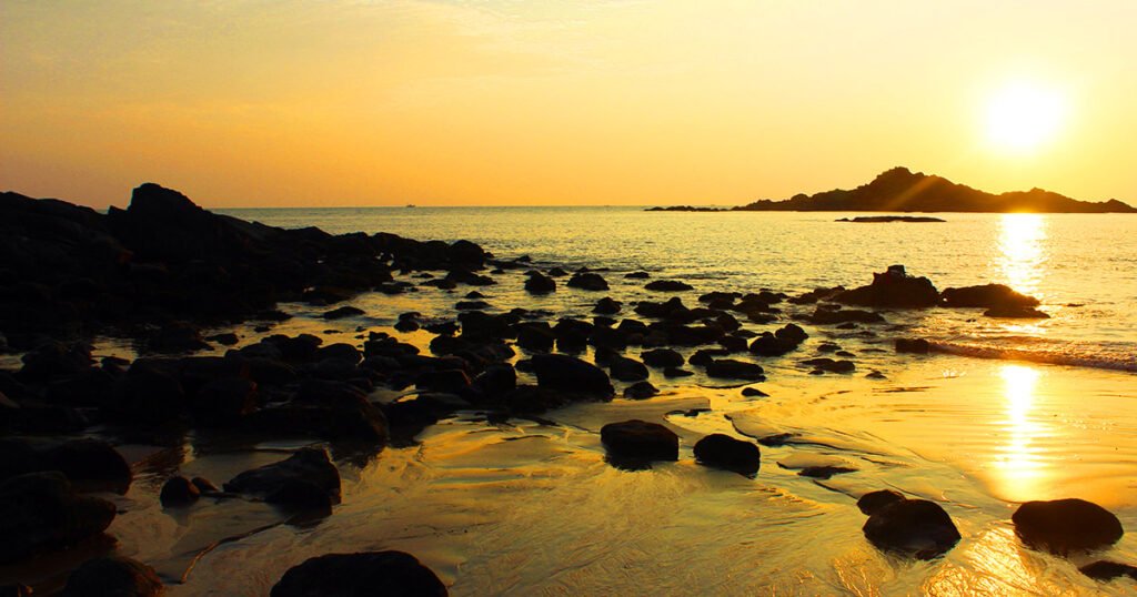 tirunelveli to gokarna drop taxi